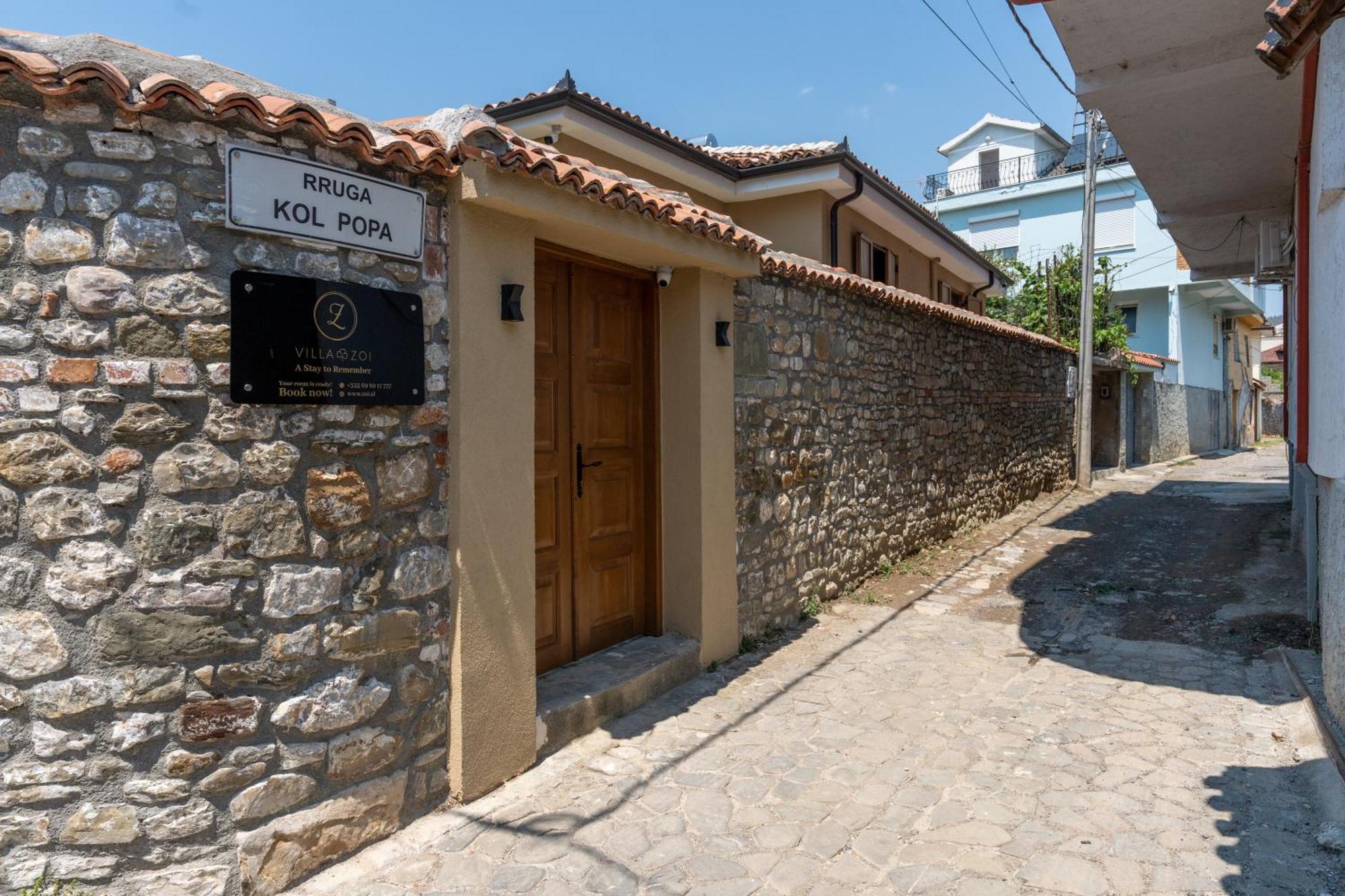 Villa Zoi A Stay To Remember I Located Inside The Castle Of Elbasan, On A Historic Roman Road Via Egnatia I Homemade Breakfast Exterior foto